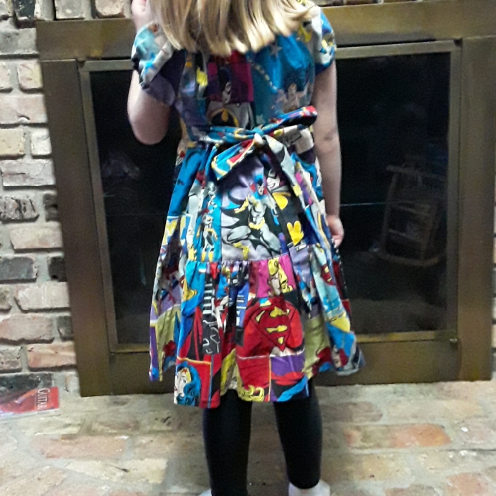 Scrub Top Dresses - Picture 2 of 6